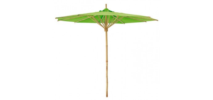 Maisons du Monde: Parasol en tissu et bambou vert ROBINSON (H 233 x L 218 x PR 218) à 10,55€