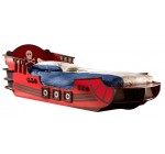 Auchan: Lit bateau Pirate "Crazy Shark" pour enfant - 90 x 190 cm à 169€