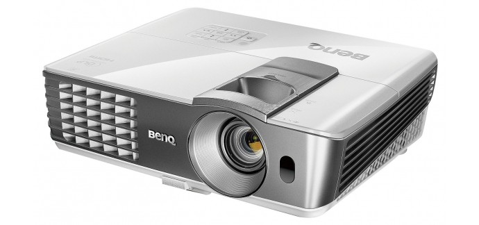 Amazon: Le vidéoprojecteur Benq W1070 blanc avec ports HDMI à 519,99€ au lieu de 769€