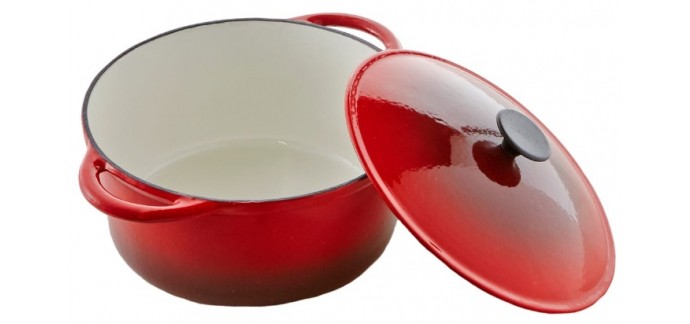 Auchan: Cocotte ovale en fonte rouge 6,5L - 32 cm à 26,90€