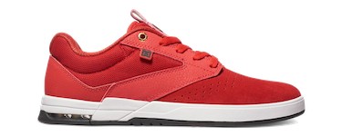 DC Shoes: Chaussures basses Wolf S à 62,30€ au lieu de 89€