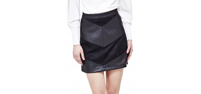 Guess: Mini-jupe Marciano Insertions à 51,50€ au lieu de 129€