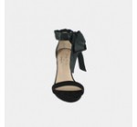 Jonak: Sandales en velours noir avec ruban en satin à 69,50€ au lieu de 139€