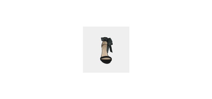 Jonak: Sandales en velours noir avec ruban en satin à 69,50€ au lieu de 139€