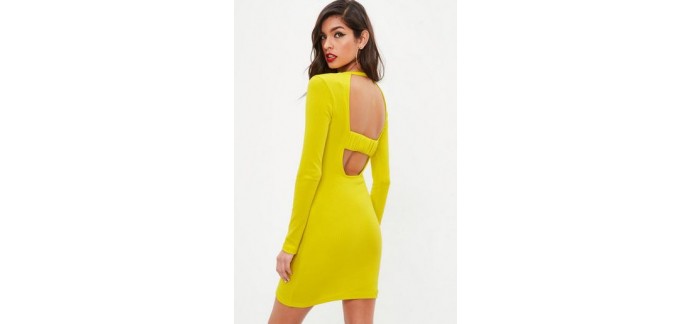 Missguided: robe jaune côtelée à manches longues à 15€ au lieu de 33€