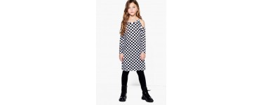 Boohoo: Robe Checkerboard en Cold Shoulder Dress à 10€ au lieu de 18€