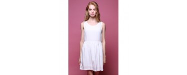 Teddy Smith: Robe ROLLIN Lace dress à 24,95€ au lieu de 49,90€