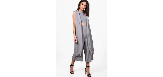 Boohoo: Misa - Ensemble top -  jupe-culotte et  manteau à 37€ au lieu de 58€