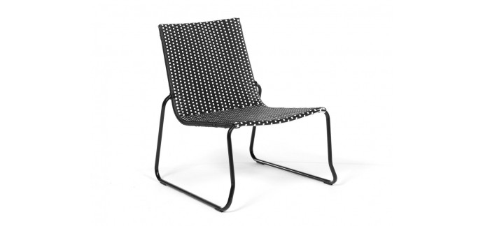 Delamaison: Fauteuil lounge bas acier et résine tressée noir et blanc CHESS à 34,90€ au lieu de 49,90€