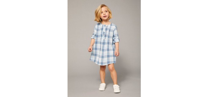 Vertbaudet: Robe chemise à carreaux  bleu claire fille au prix de 14,39€ au lieu de 23,99€