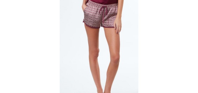 Etam: Short en satin micro imprimé couleur bordeaux au prix de 16,09 € au lieu de 22,99€