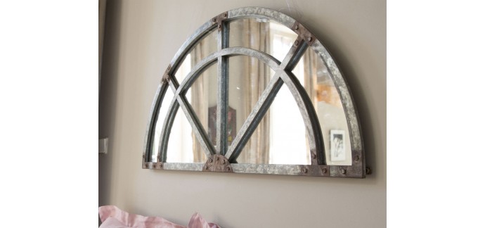 Becquet: Miroir demi-lune structure en métal style rétro d'une valeur de 67,43€ au lieu de 89,90€ 
