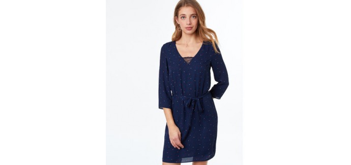 Etam: Robe imprimé fluide col V manches 3/4 décolleté dentelle d'une valeur de 34,99€ au lieu de 49,99€