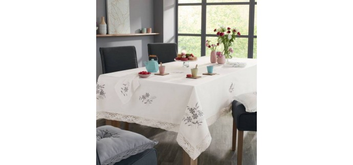 Françoise Saget: Linge de table Quelle Invitation à 24,50€ au lieu de 49€