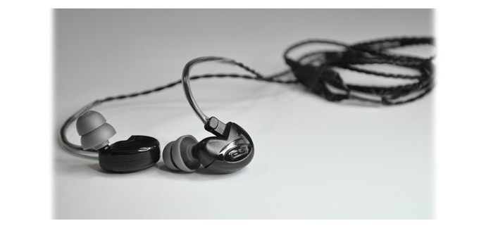 Iacono: Casque HiFi EarSonics SM3 V2 - Noir à 229€ au lieu de 345€