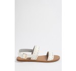 Forever 21: Sandales blanches cloutées en simili cuir bretelle ajustable à 12,99€ au lieu de 18€