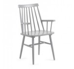 Kave Home: Chaise avec accoudoirs Tressia, gris clair à 66,75€ au lieu de 89€