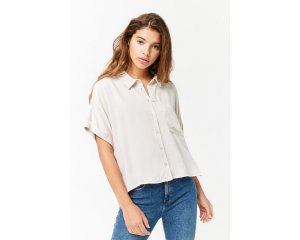 Forever 21: Chemisier à manches courtes à 9,60€ au lieu de 16€