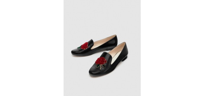 Zara: Chaussures plates femme noir à pièce sur le dessus au prix de 12,99€ au lieu de 25,95€