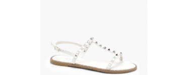 Boohoo: Sandales plates femme à brides cloutées blanc d'une valeur de 16€ au lieu de 26€
