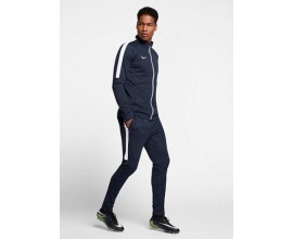 Nike: Survêtement de football Nike Dri-Fit à 48,97€ au lieu de 70€