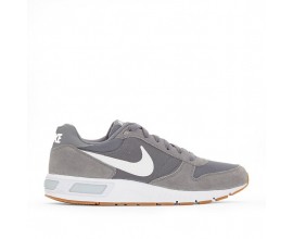 La Redoute: Baskets basses Nike Nightgazer grises à 59,92€ au lieu de 74,90€