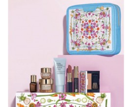 Estée Lauder: 1 trousse avec 7 miniatures de luxe et un rouge à lèvres offerts dès 90€ d'achat