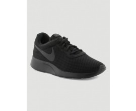 La Halle: Chaussures Nike TanJun en noir (du 40 au 46) à 32,50€ au lieu de 65€