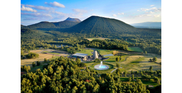 Petit Futé: 1 week end pour 4 personnes pour le parc Vulcania avec 1 nuit d'hôtel et petit déjeuner à gagner