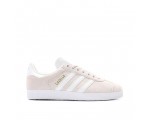 Cdiscount: Baskets Adidas Originals Gazelle en rose clair à 19,50€ au lieu de 64,99€