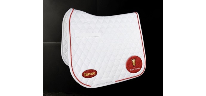 Husse: 3 tapis de selle pour cheval à gagner