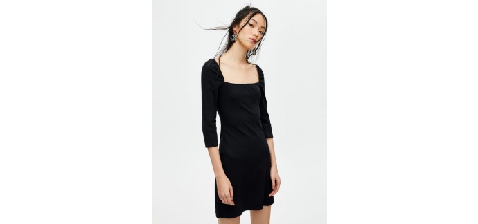 Pull and Bear: Mini-robe maille noir à 5.99€