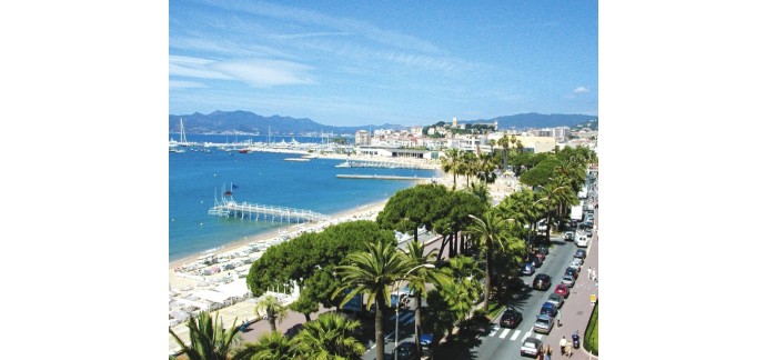 Vogue: Un week-end à Cannes avec un A/R en jet privé et 1 nuit à l'hôtel Martinez 