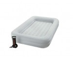 Amazon: Matelas gonflable de voyage Intex pour enfant avec pompe à 21,07€
