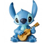 Amazon: Figurine Disney Showcase Stitch joue de la guitare à 18,99€