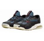Nike: Chaussures pour homme Jordan Air 200E (tailles disponibles : 40 à 49,5) à 67,47€ 