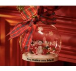 Disney Store: 1 boule décorative de Noël Minnie et Daisy à suspendre offerte dès 75€ d'achats