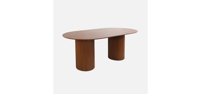 Sweeek: Table &agrave; manger vintage bois sculpt&eacute; 6 places 180cm &agrave; 272,99&euro; (au lieu de 389,99&euro;)