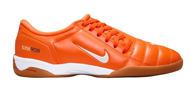 Kickz: Nike Total 90 III SP Orange C800 &agrave; 65,95&euro; (au lieu de 109,95&euro;)