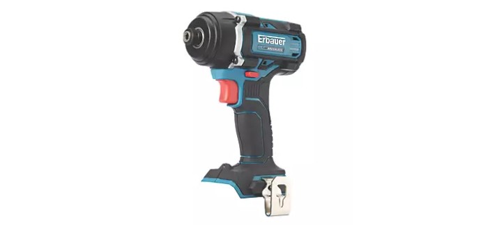 Screwfix: Visseuse à choc Erbauer EOPID18-Li 18V brushless à 89,99€ (au lieu de 139€)