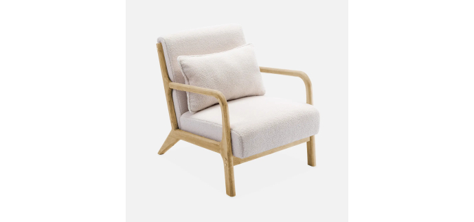 Sweeek: Fauteuil à bouclettes crème en bois et tissu - Scandinave, hévéa à 137,99€ (au lieu de 229,99€)