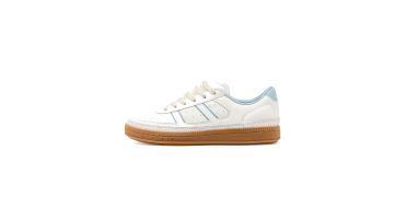 Decathlon: Baskets femme en cuir PLAYER 80 blanc à 29,99€ (au lieu de 49,99€)