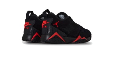 Courir: Chaussures Air Jordan MVP 92 - Baskets, tailles 40-46 à 70€ (au lieu de 115€)