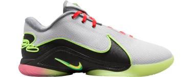 Kickz: Nike LeBron XXII Crown Jewel Blanc à 71,95€ (au lieu de 179,95€)
