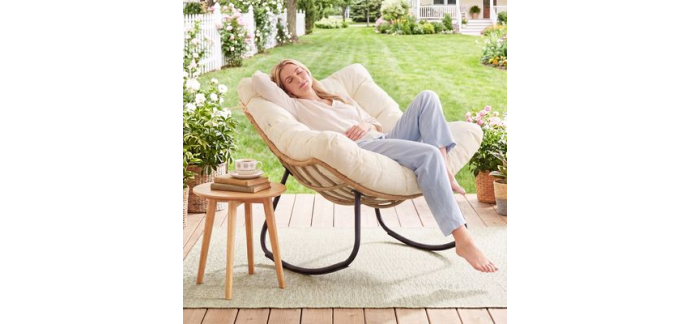 Cdiscount: Chaise de jardin à bascule COSTWAY - Rotin PE tressé, coussin blanc, charge 140kg à 131,79€