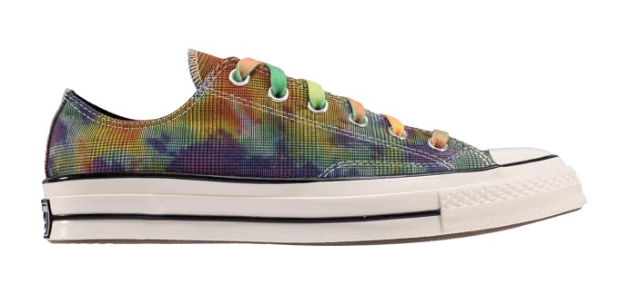 Kickz: Converse Chuck Taylor 70 OX Tie Die Plaid Gris à 29,95€ (au lieu de 99,95€)