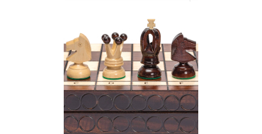 Amazon: Jeu d'échecs Grand modèle - pièces en Sycomore, plateau pyrogravé 45x43,4x2,7 cm à 38,99€