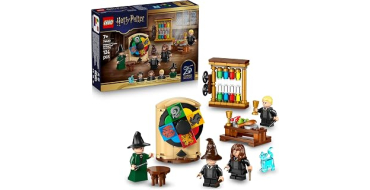 Amazon: LEGO® Harry Potter Le château de Poudlard  la cérémonie du Choixpeau (76460) à 11,49€