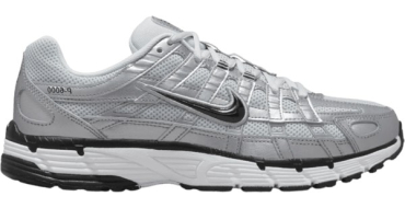 Kickz: Nike P-6000 Femme Argent à 59,98€ (au lieu de 119,95€)